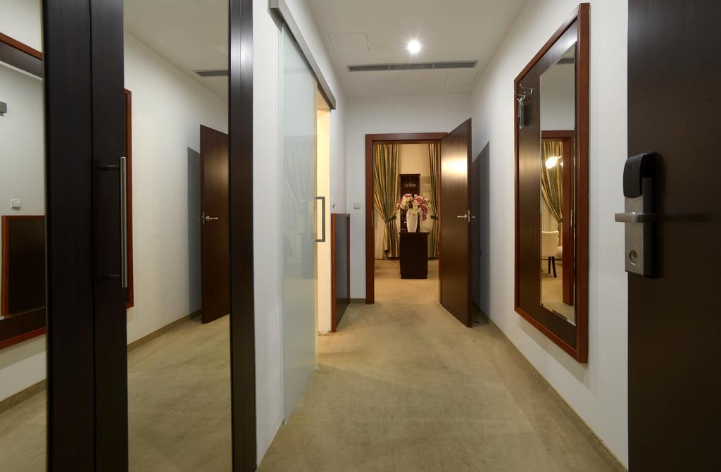Hotel Grand Чески-Крумлов Экстерьер фото