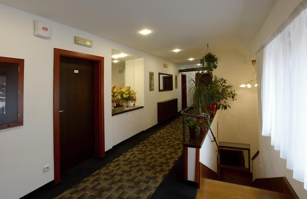 Hotel Grand Чески-Крумлов Экстерьер фото